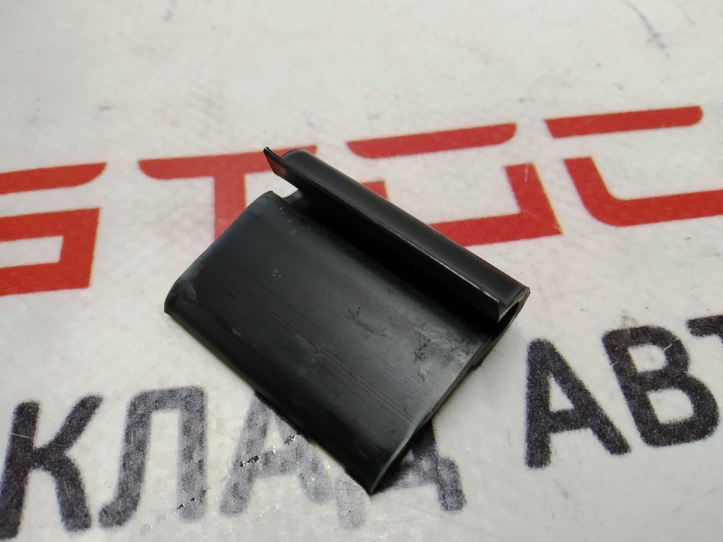 6 Suport pentru fixarea plasticului de sub capotă la aripa Tesla model S, model S REST 1012944-00-D
